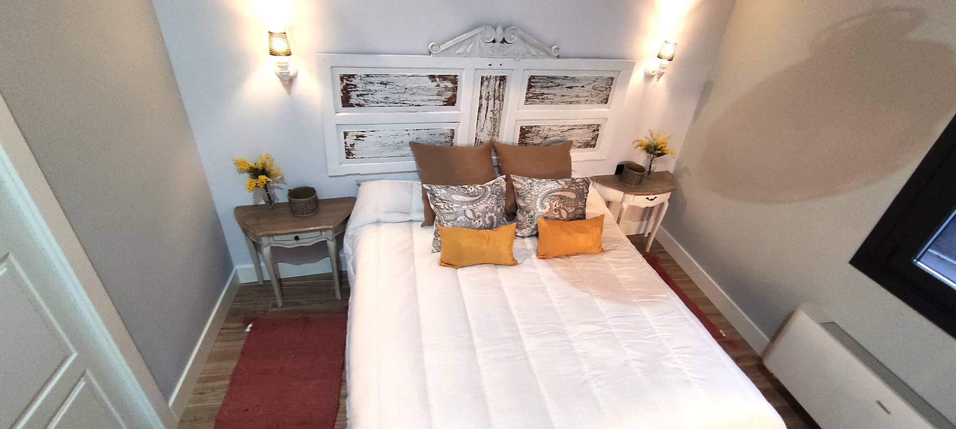 Apartamento 3 Premium Tremiñá - Segundo dormitorio con cama doble