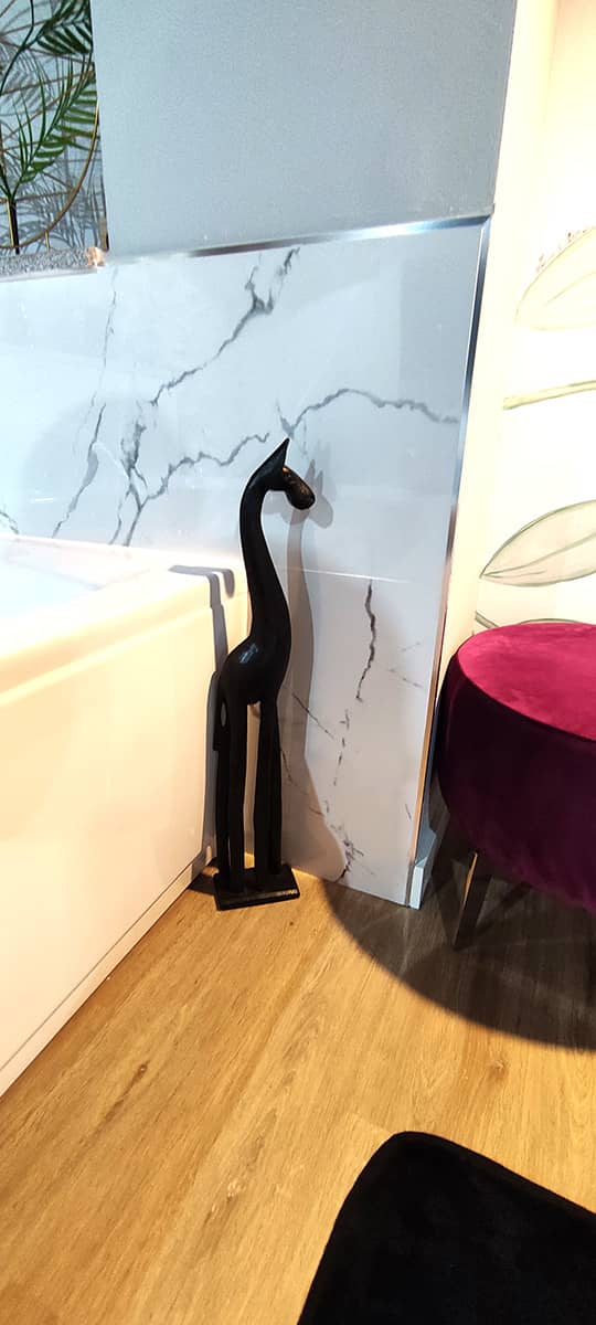 Apartamento 3 Premium Tremiñá - Vista panorámica salón-chimenea